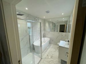 Family Bathroom- click for photo gallery